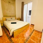 022 Center Barca 1,1 شقة